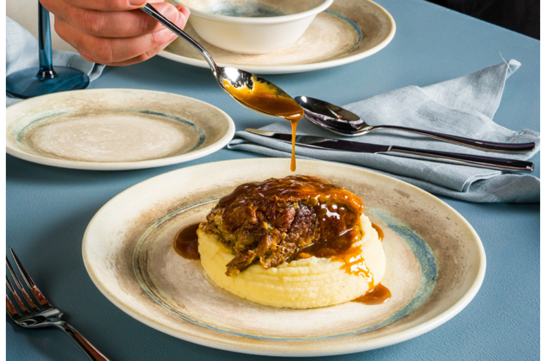 Seasonal Styling Made Easy: Setting the Scene with Bonna Porcelain