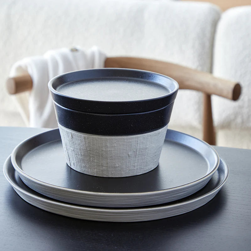 Notos Latitude Black Round Plate 276mm