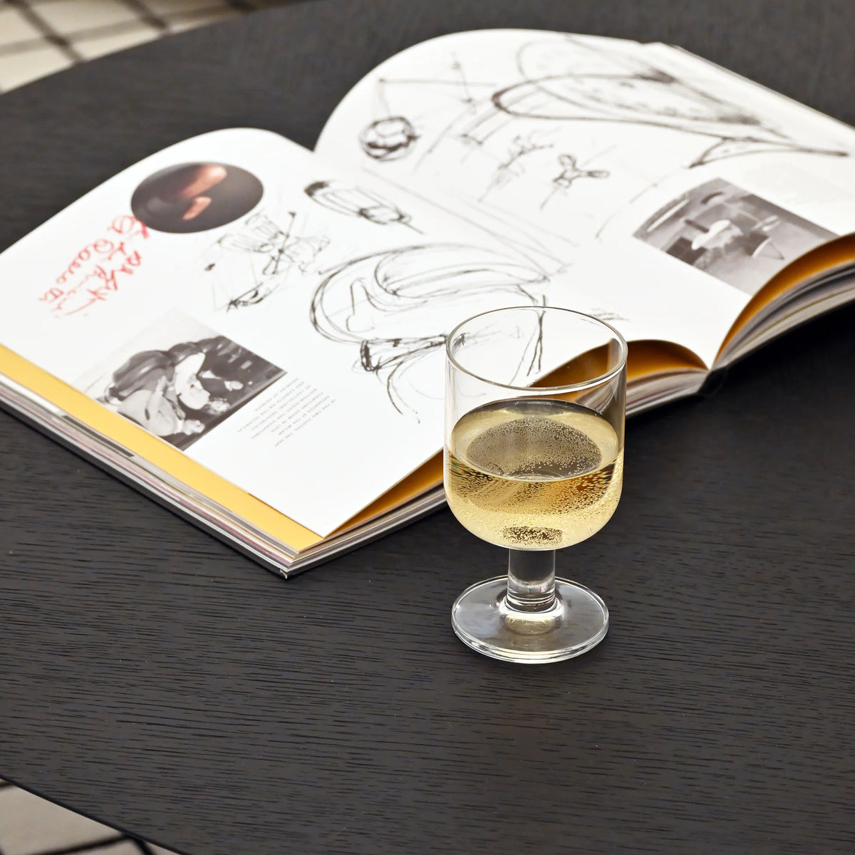 Hosteria Large Wine 280ml