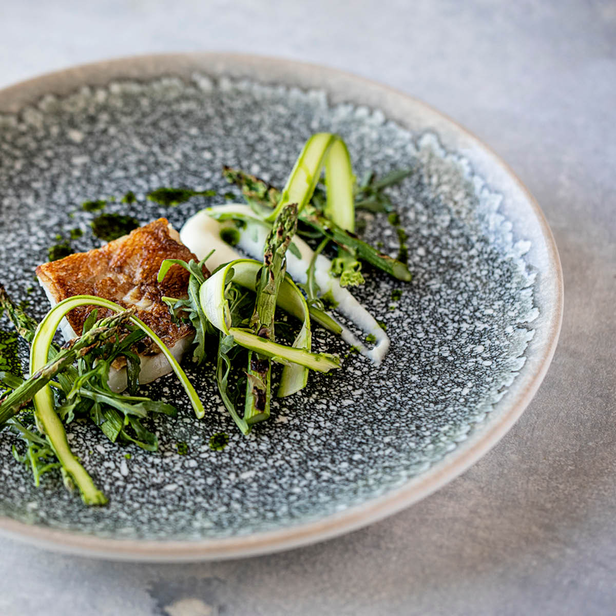 120097 Bonna Thar Black Round Coupe Plate 270mm Tomkin Australia Hospitality Supplies