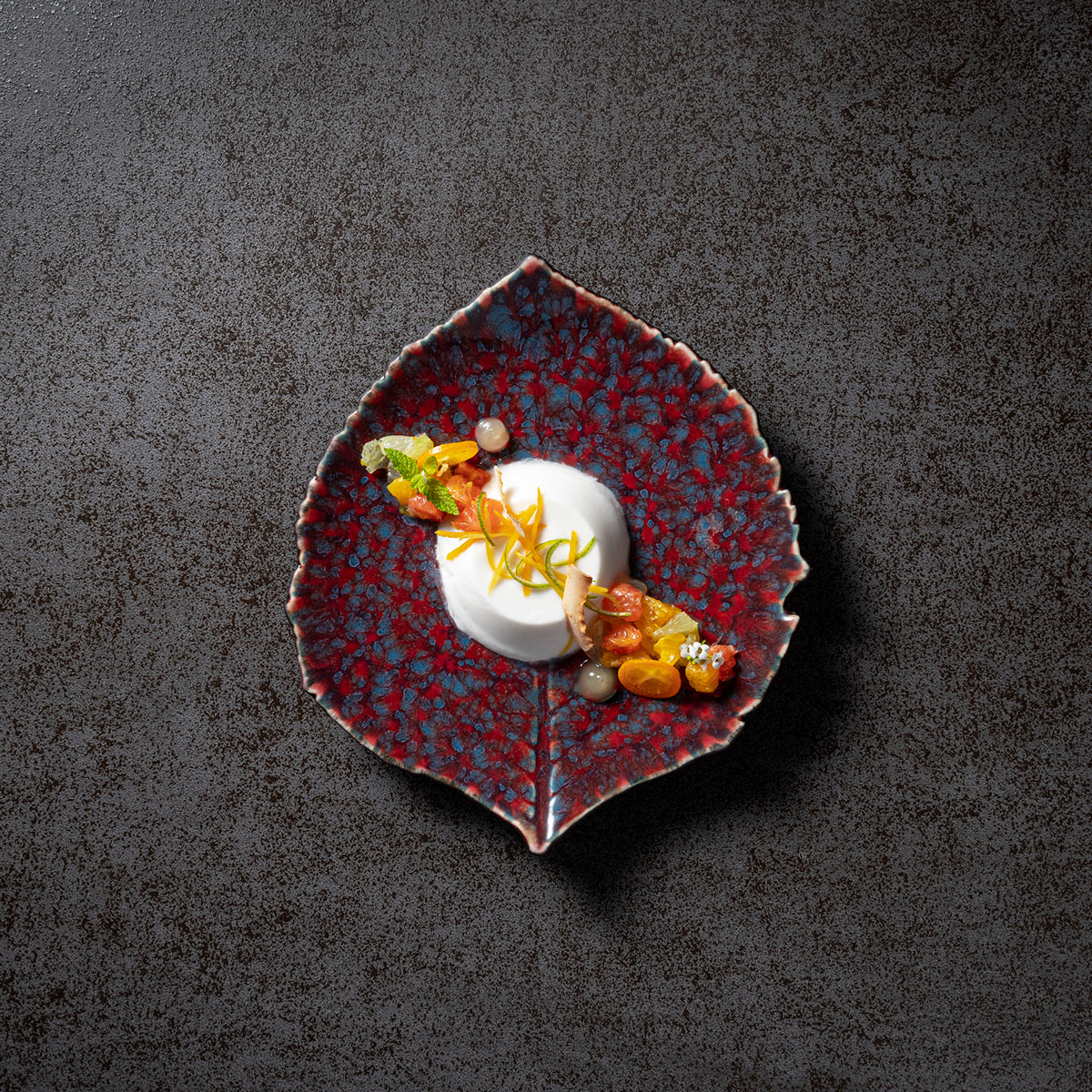 Riviera Vigne Laurel Leaf Plate 178x57mm