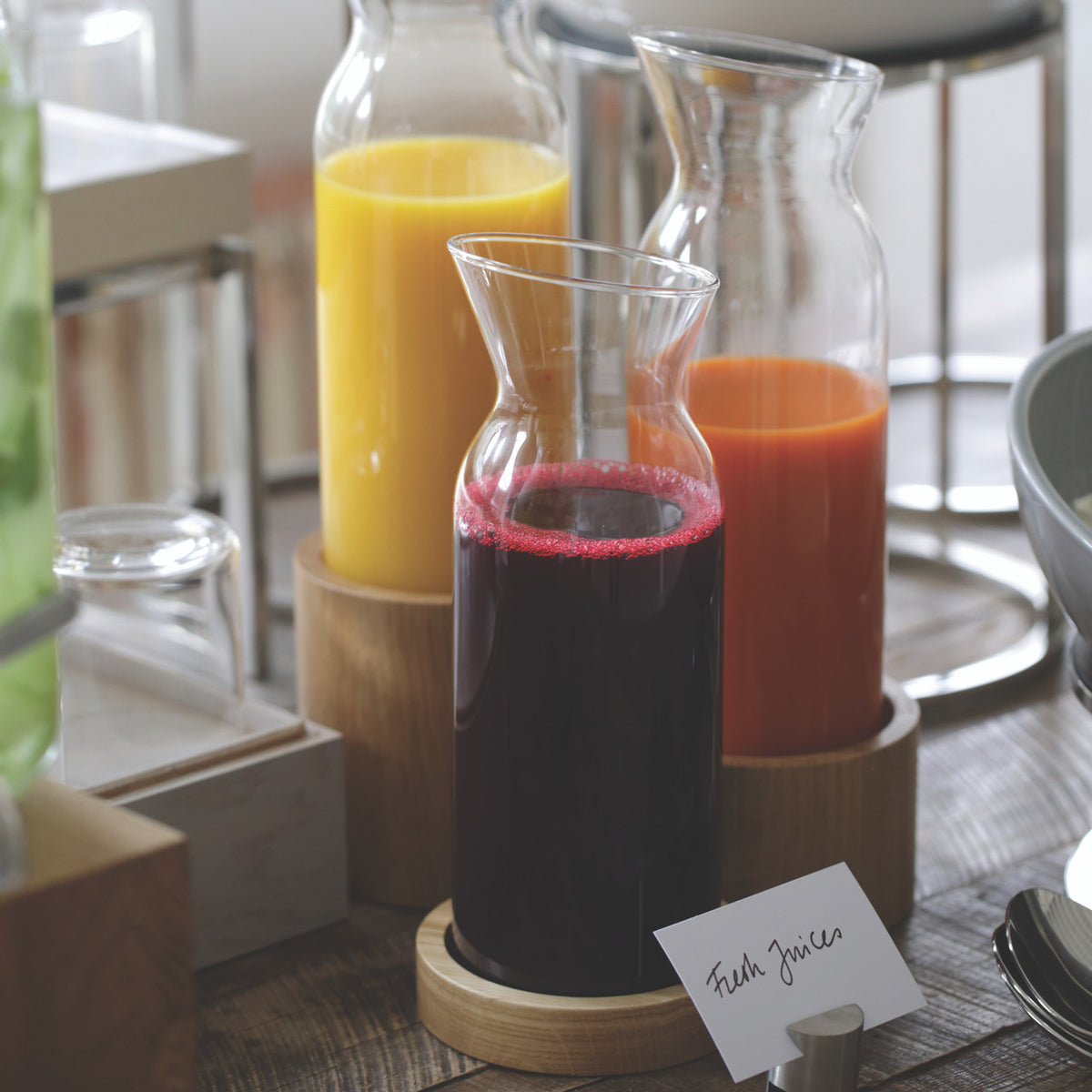 Craster Tilt Oak Carafe Riser 116x25mm