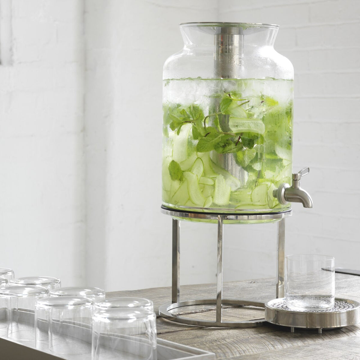 Craster Tilt Glass Juice Dispenser with Stand 218x348x322mm / 8Lt