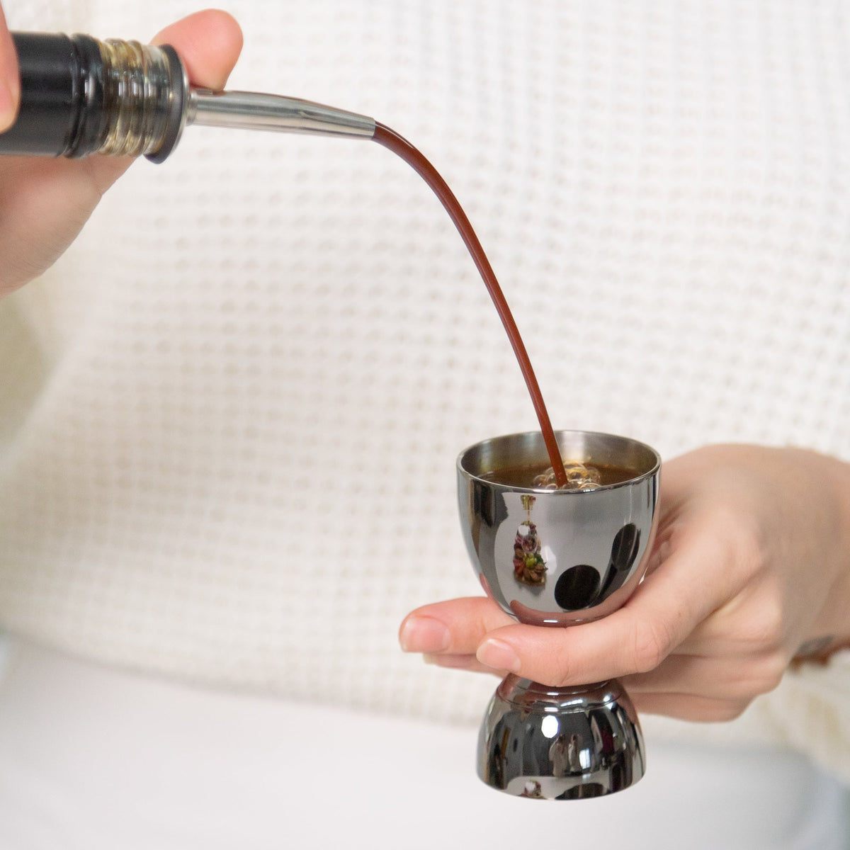 Bell Jigger  30/60ml Black