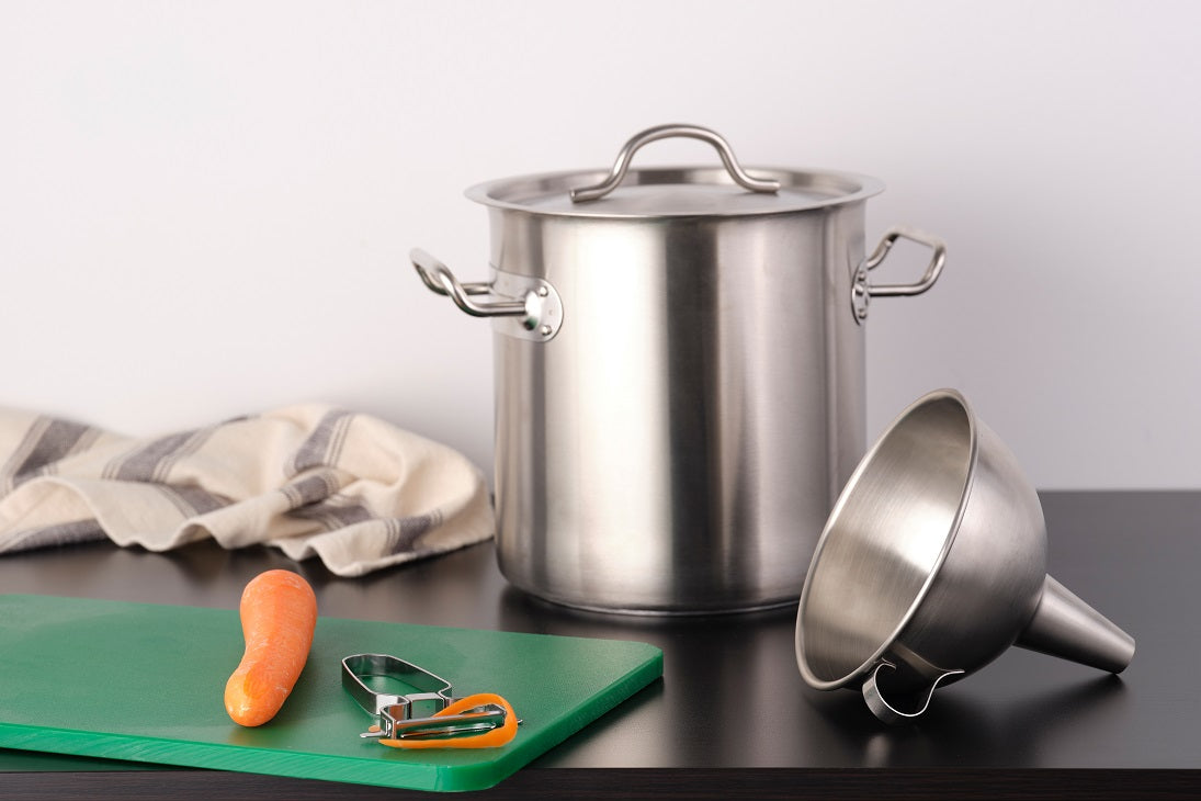 Cutting Board Polyethylene Green Gastronorm 1/1 Size 530x325x20mm