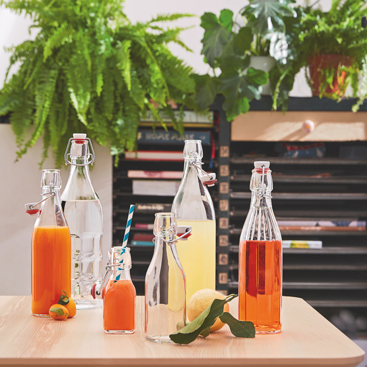 Moresca Bottle 1035ml With Swing Top Lid