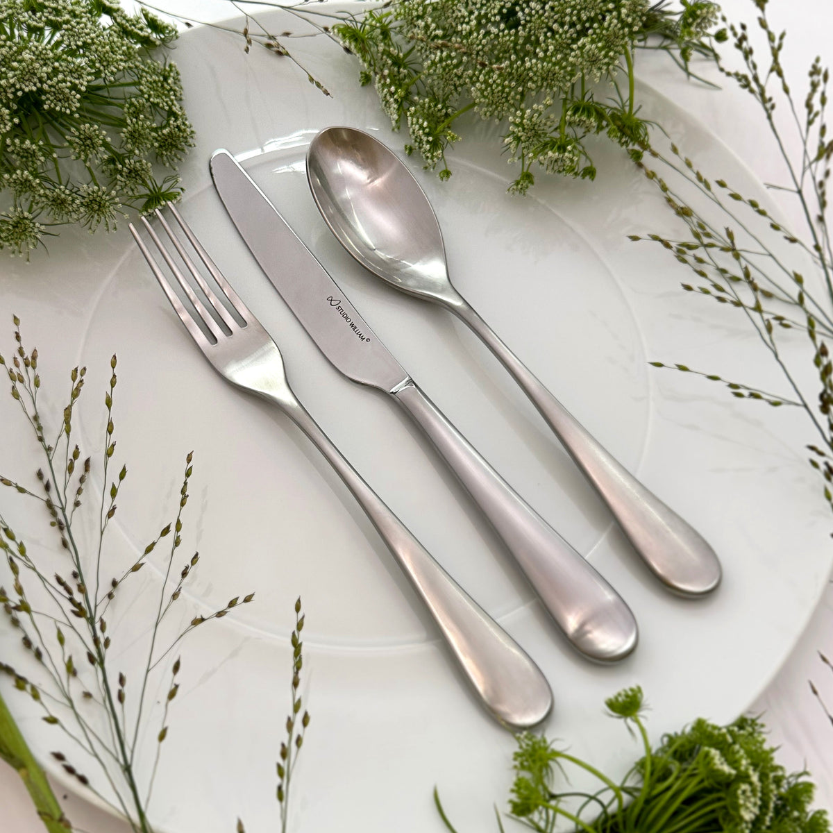 Mulberry Satin Butter Knife 172mm