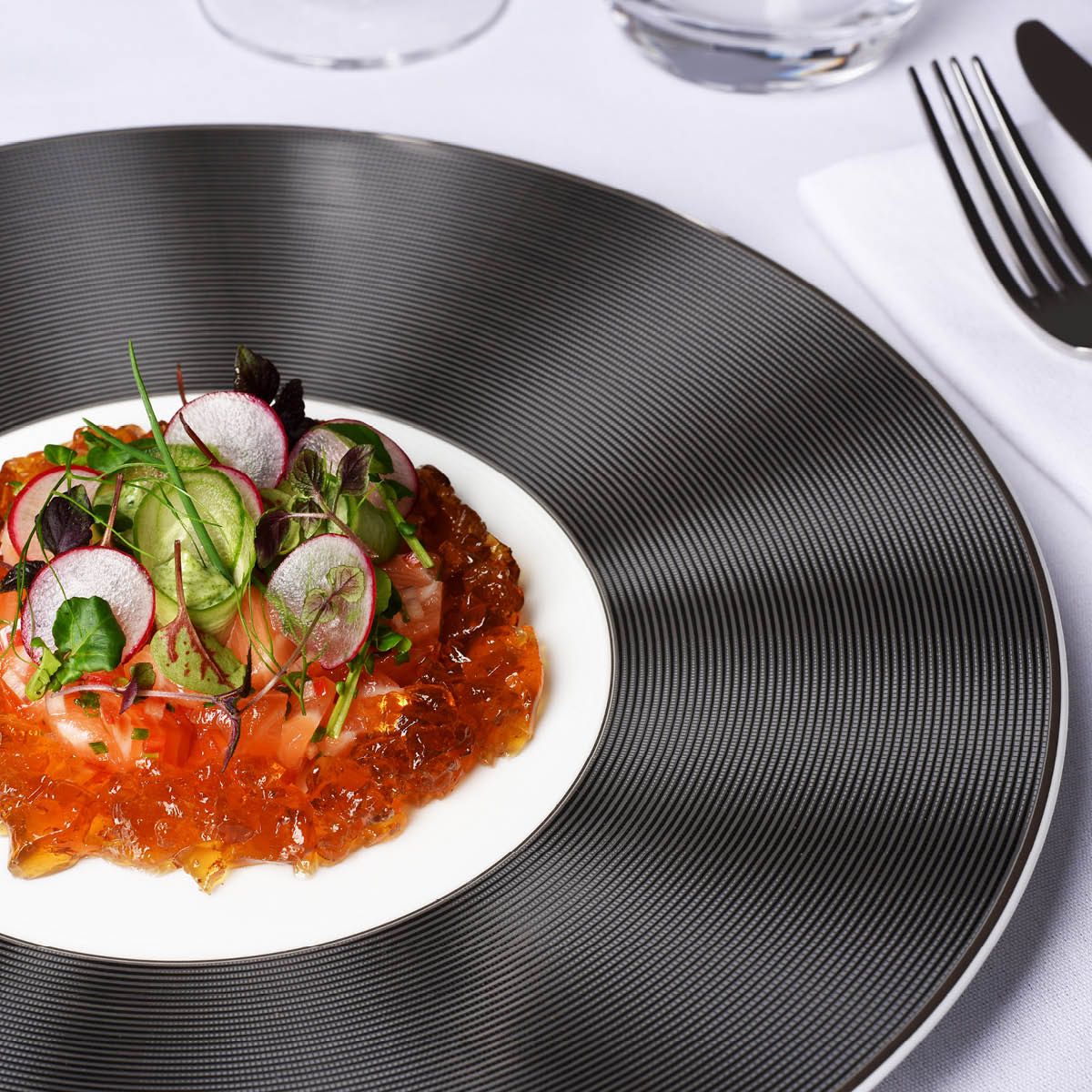 Silk Black Saucer 165mm