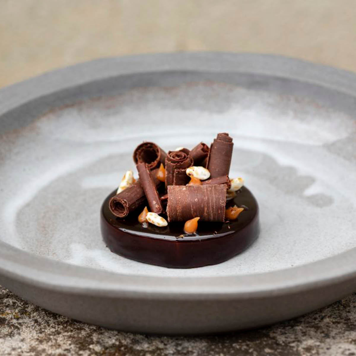 Revol No.W Arctic White Deep Coupe Plate 240x55mm / 1000ml