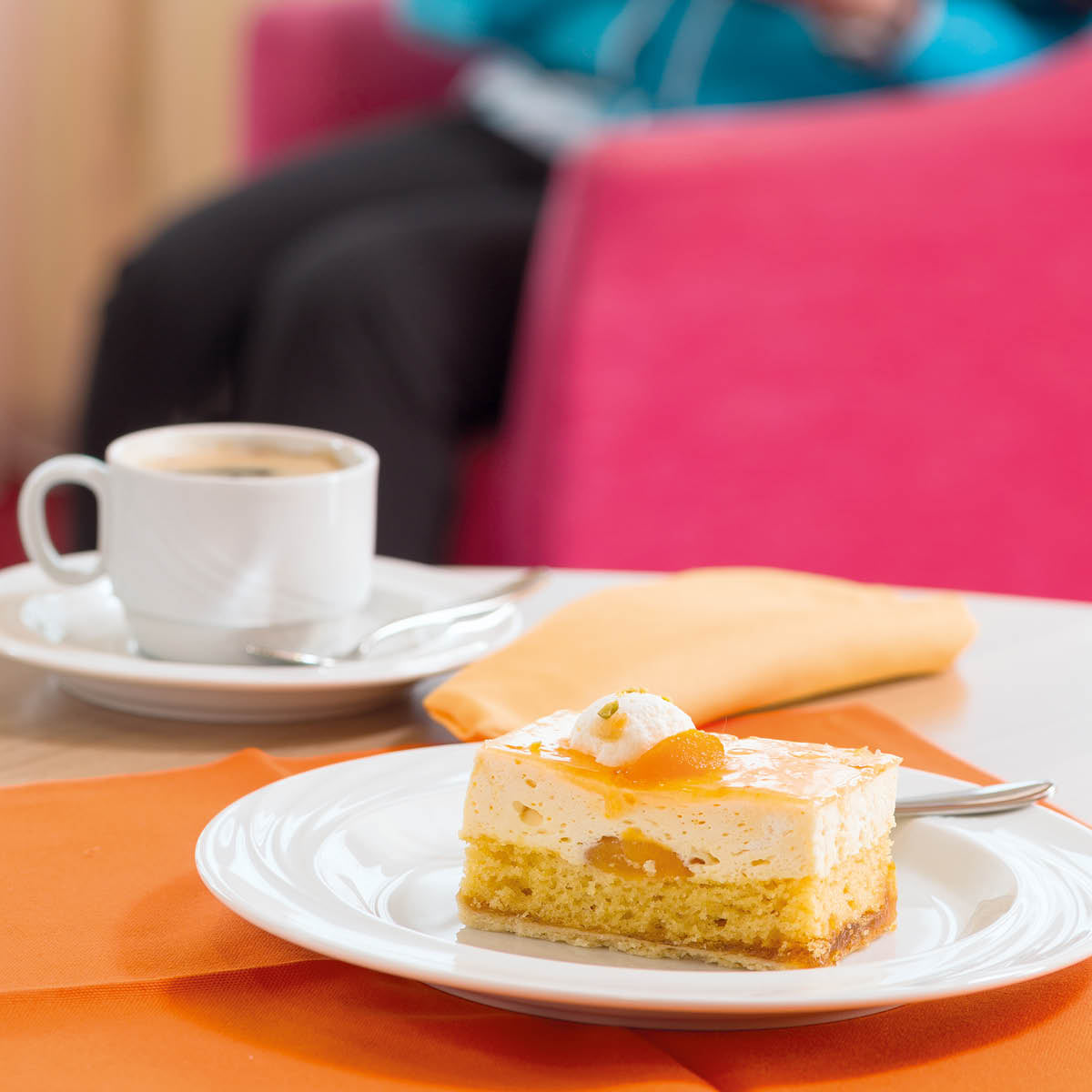 Donna Senior Round Plate 3 Compartment 257x27mm - DISCONTINUED BY SUPPLIER