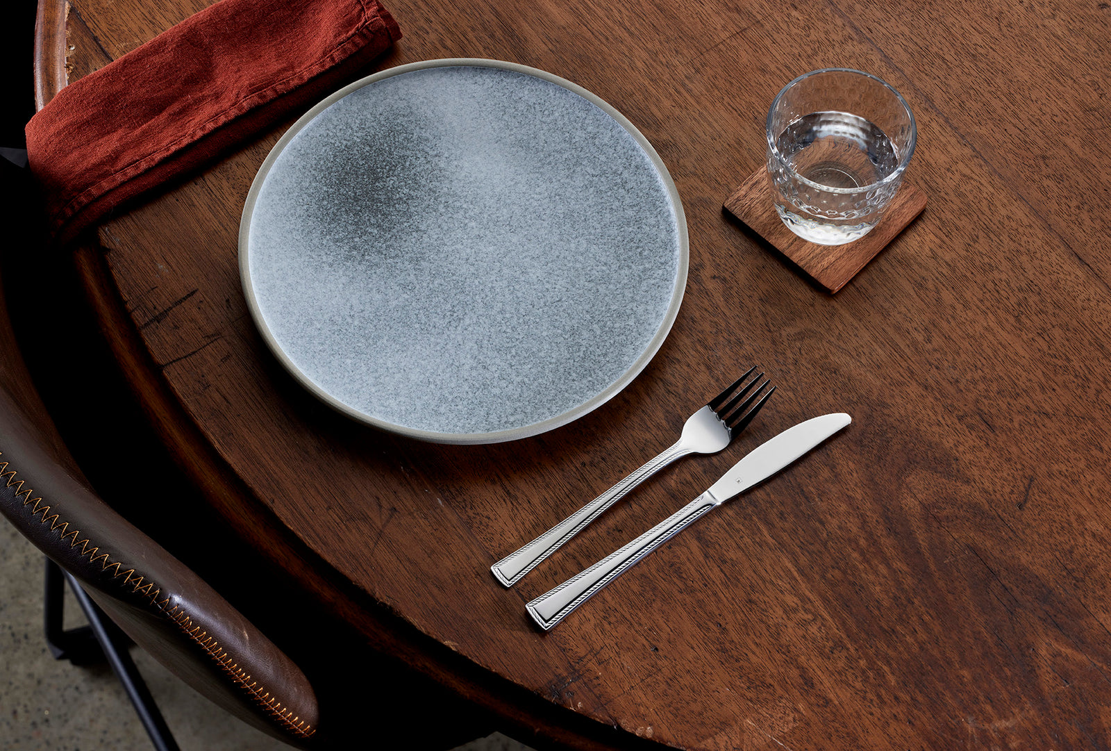 908840 Tablekraft Soho Pure Round Plate 210mm Tomkin Australia Hospitality Supplies