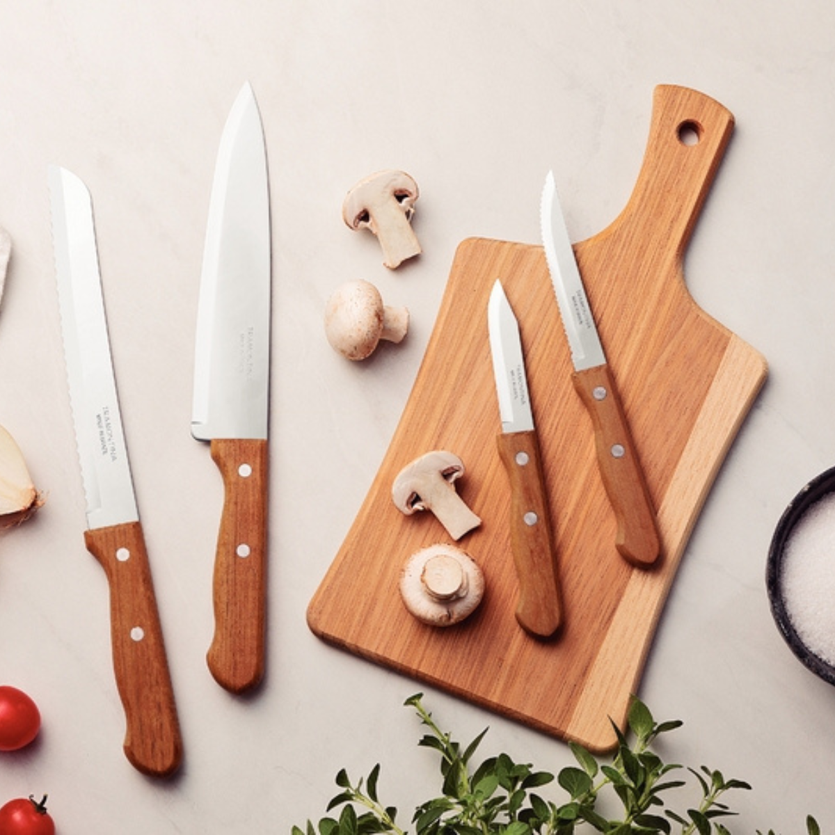 Dynamic Steak Knife Serrated Blade Wood 152mm