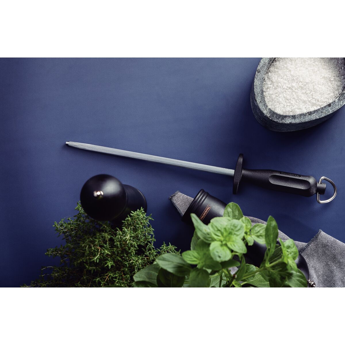 Professional Master Black Handle Sharpening Steel Round Fine 250mm