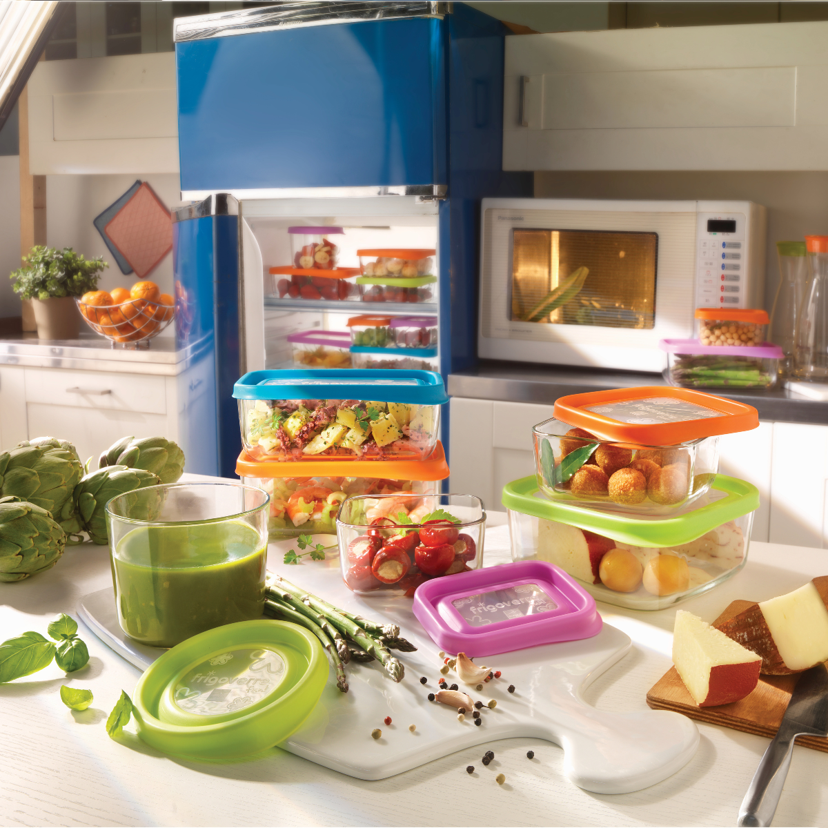 Frigoverre Rectangular Container with Blue Lid 260x210x94mm / 3000ml