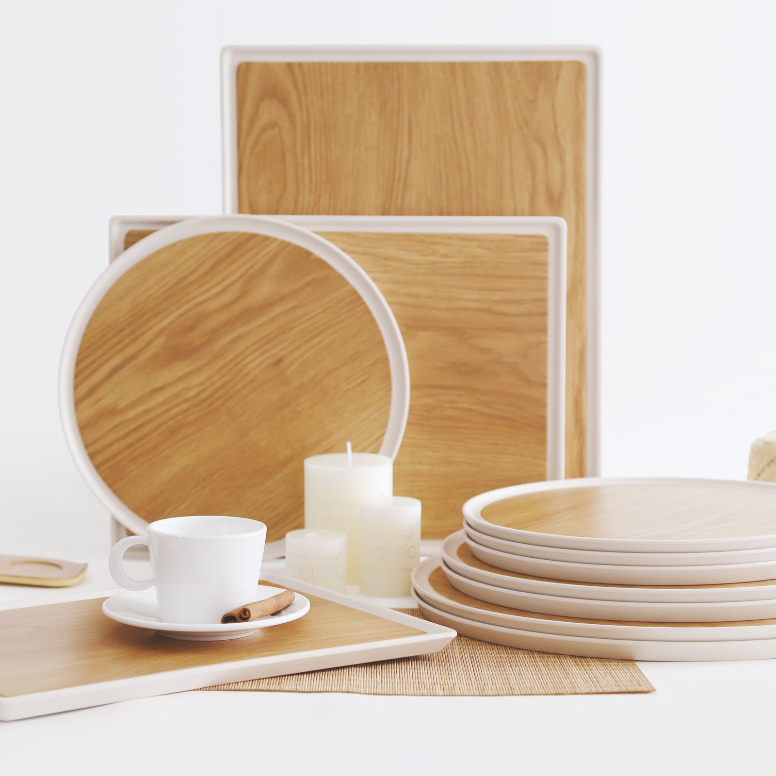 46628 Zicco Zicco Melamine Contempo Oak Round Tray Oak 304x15mm Tomkin Australia Hospitality Supplies
