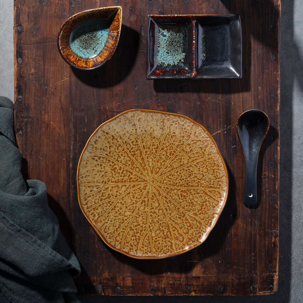 Fusion Lotus Coupe Plate 255mm Cinnamon