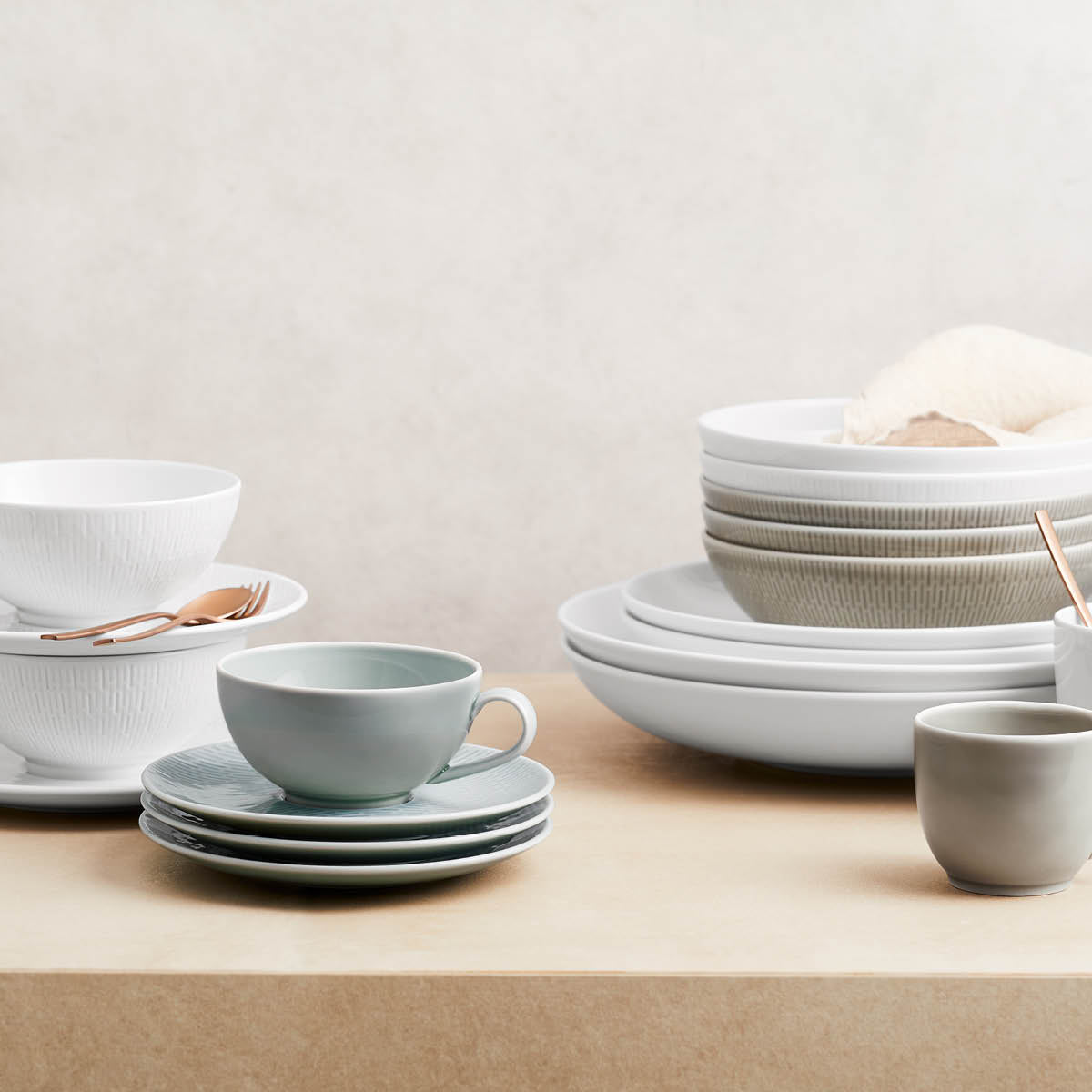 BHS6736162B Bauscher Bauscher Scope Glow Sea Round Coupe Relief Dish 120x33mm / 200ml Tomkin Australia Hospitality Supplies