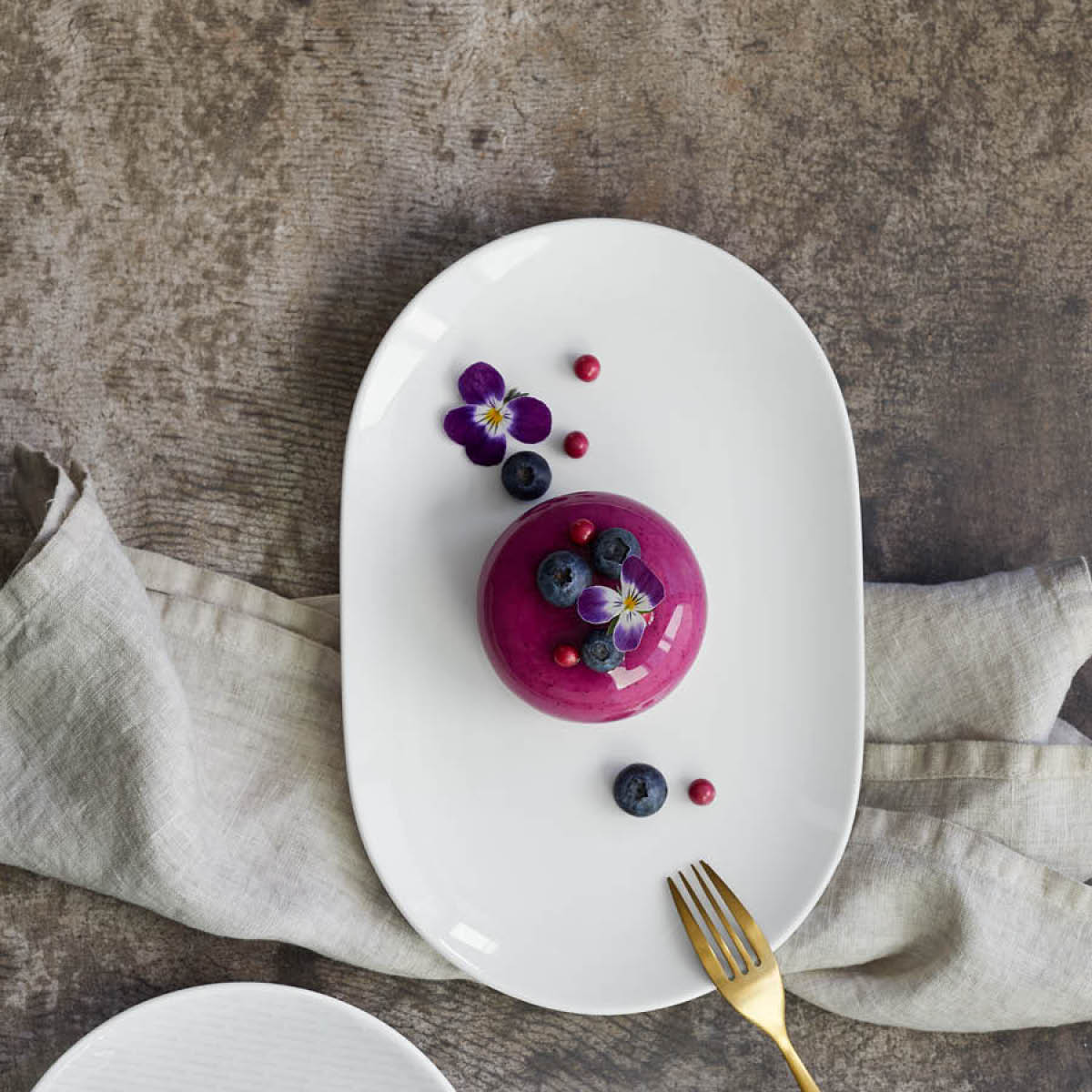 Scope Linea Oval Coupe Platter 460x182mm With Relief Design