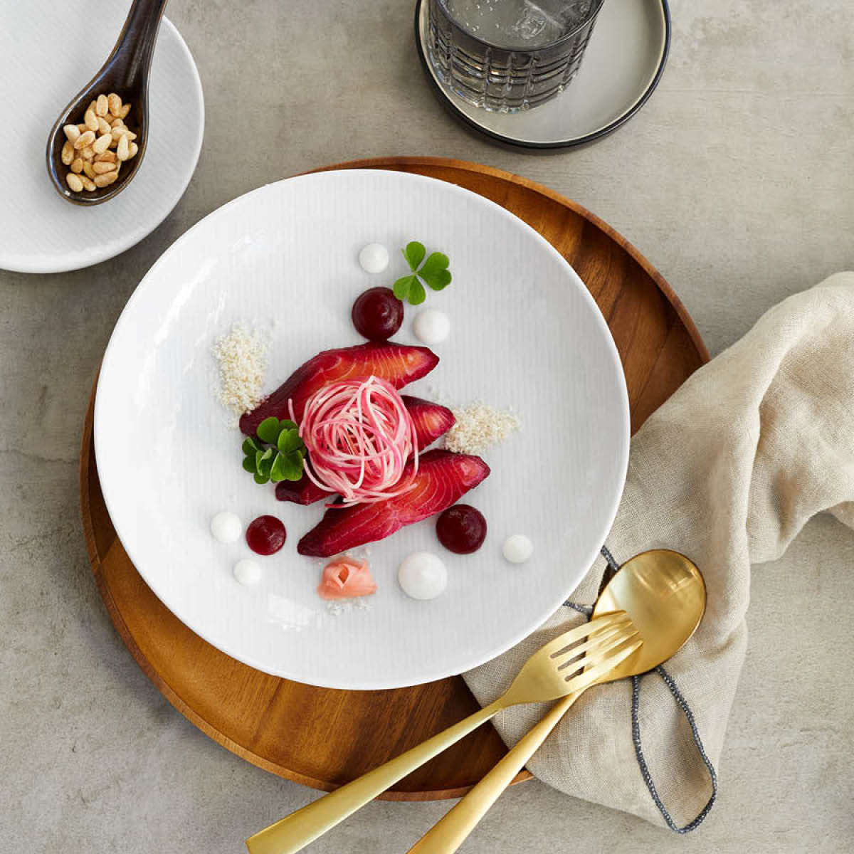 Scope Linea Round Coupe Plate 260mm With Relief Design