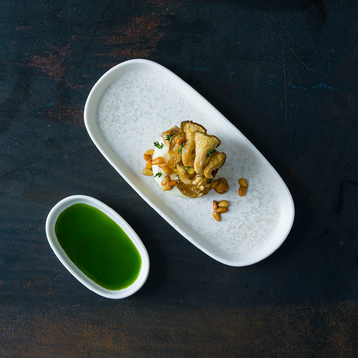 Lunar White Oval Dish 210x100x20mm