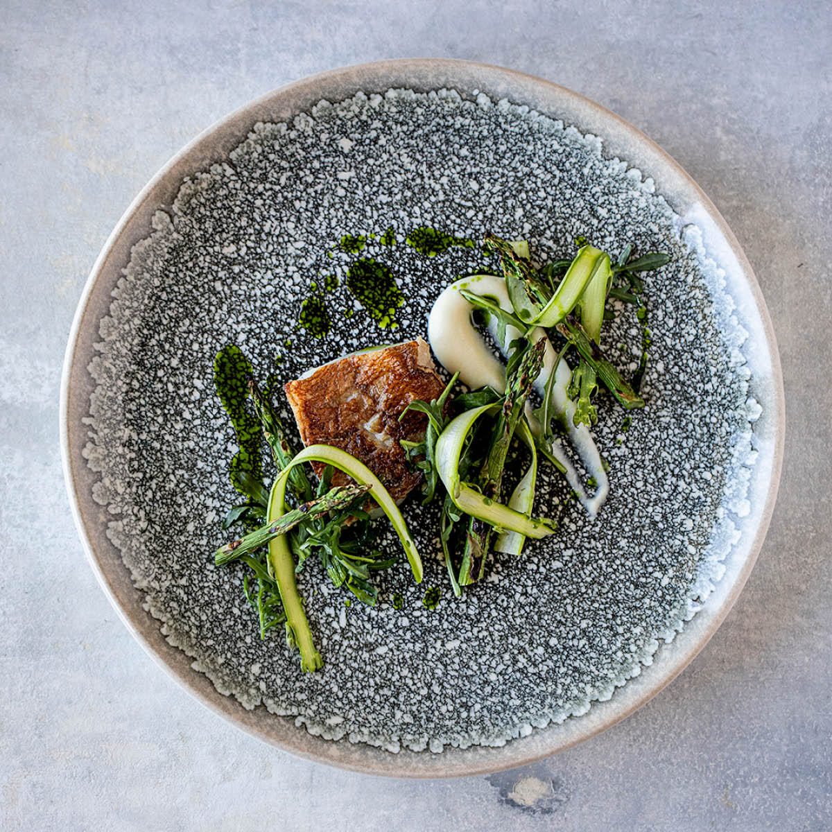 Thar Black Round Coupe Plate  210mm