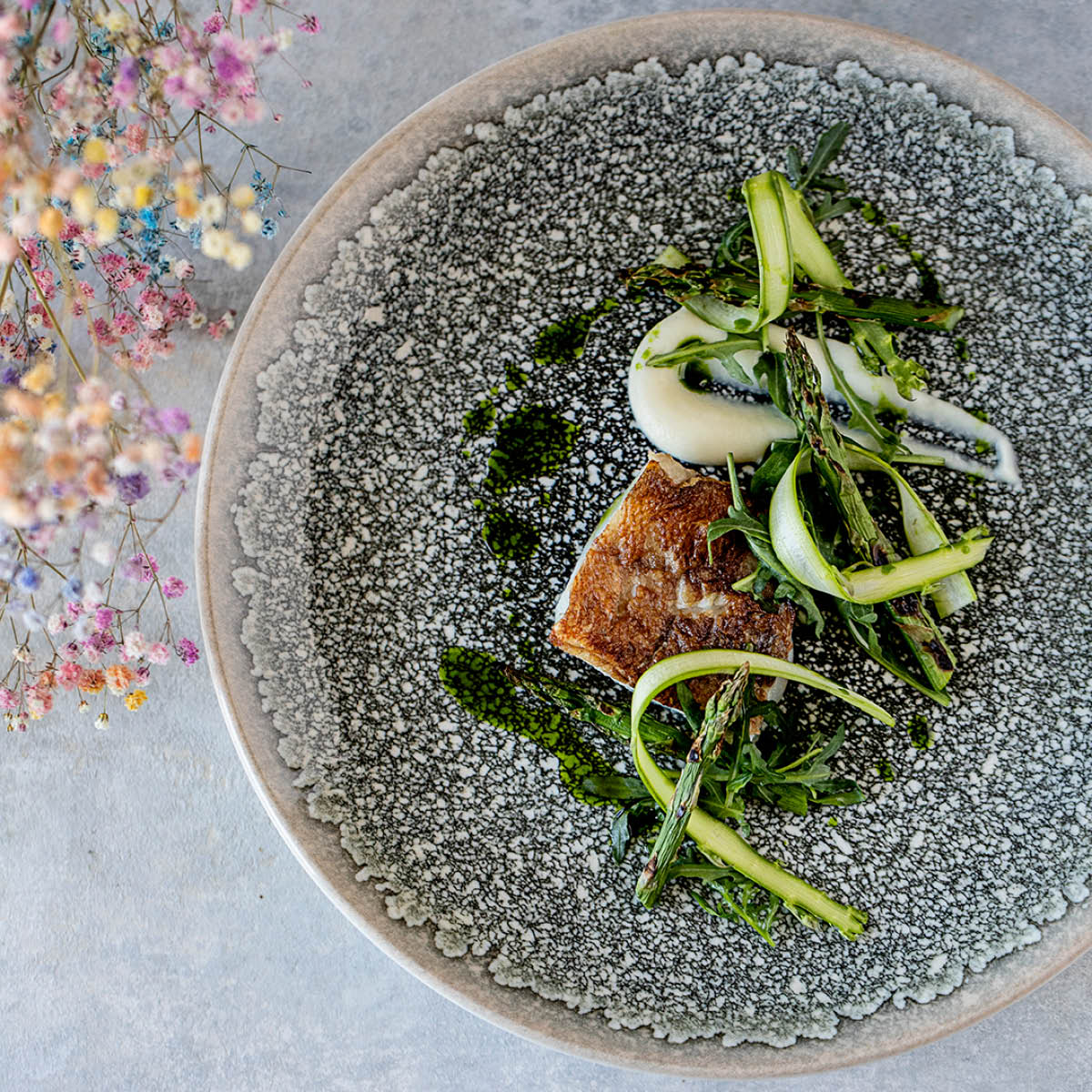 Thar Black Round Coupe Plate  210mm