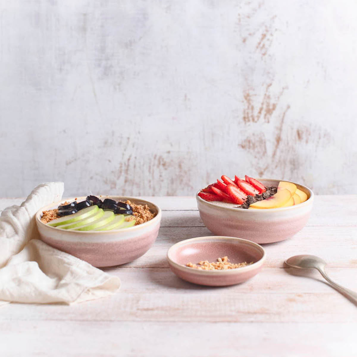 Terra Pott Pink Round Bowl 250mm