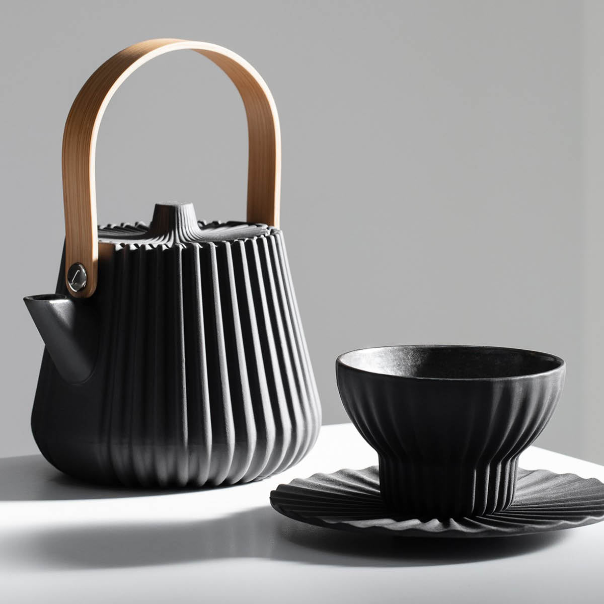 Pekoe Teapot With Infuser Basket 550ml