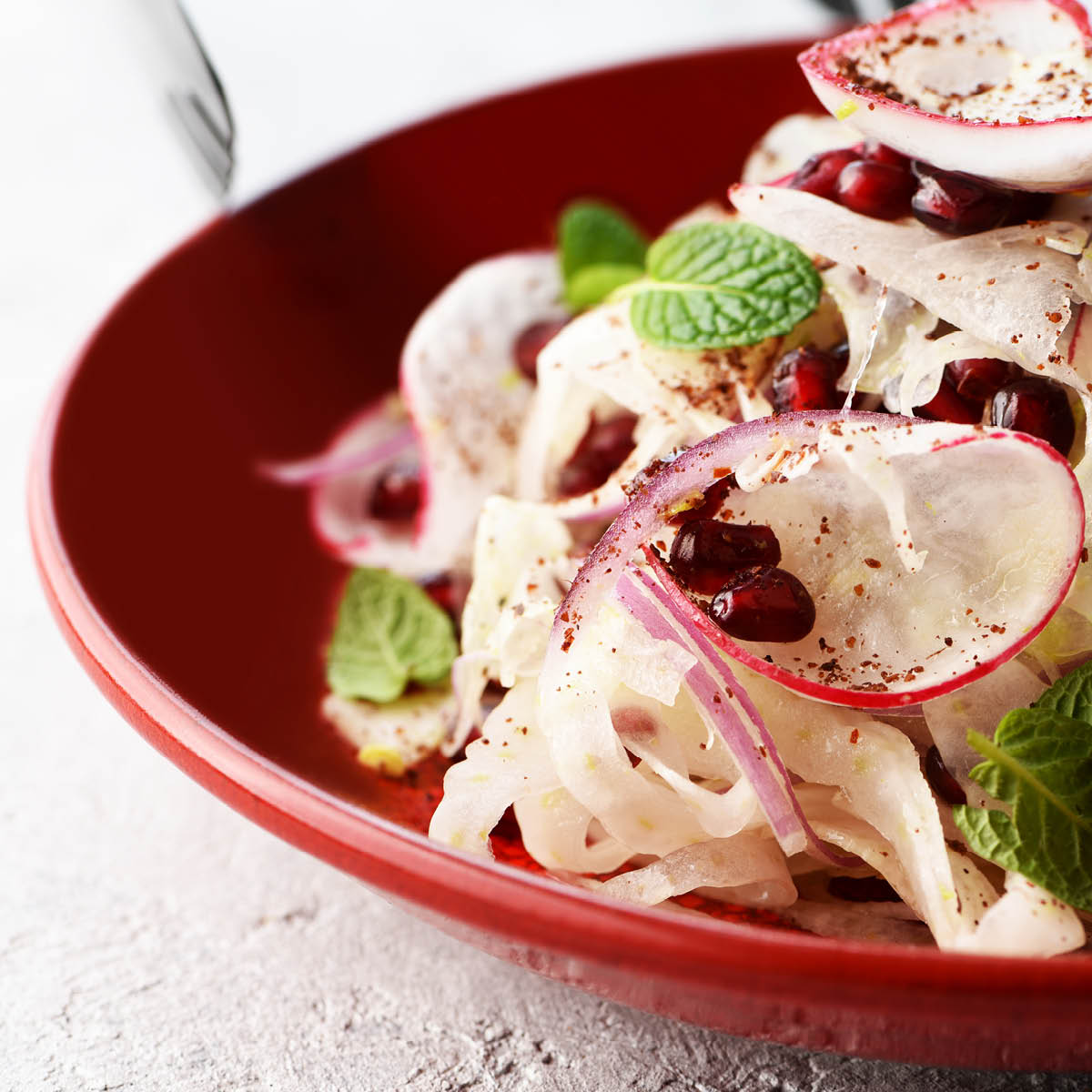 Artistica Reactive Red Round Flared Bowl 230mm