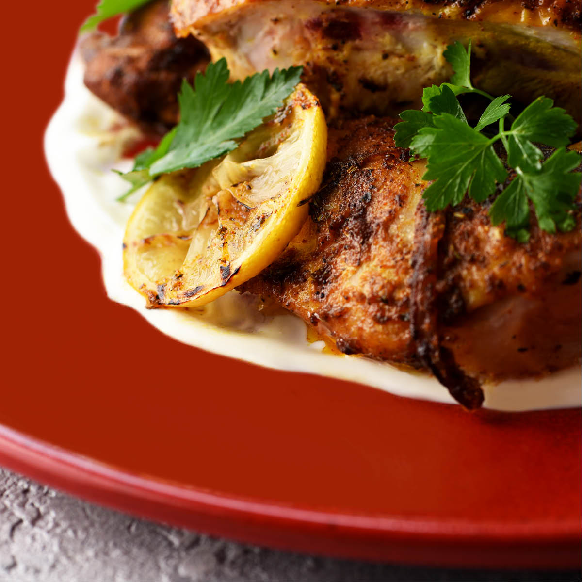 Artistica Reactive Red Round Plate 270mm