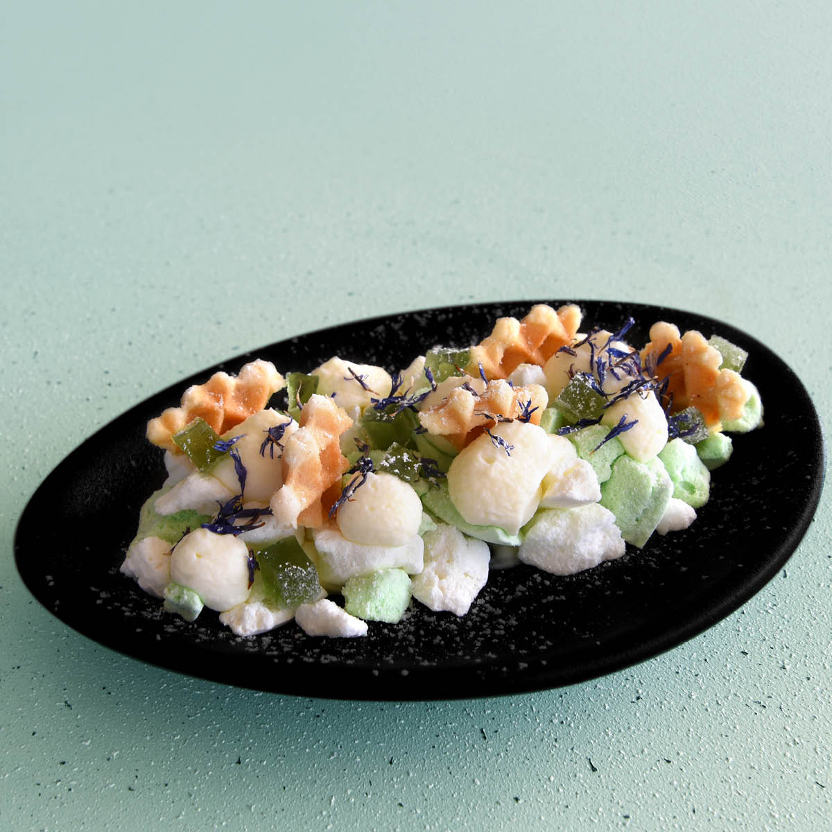 Black Triangular Bowl 210mm