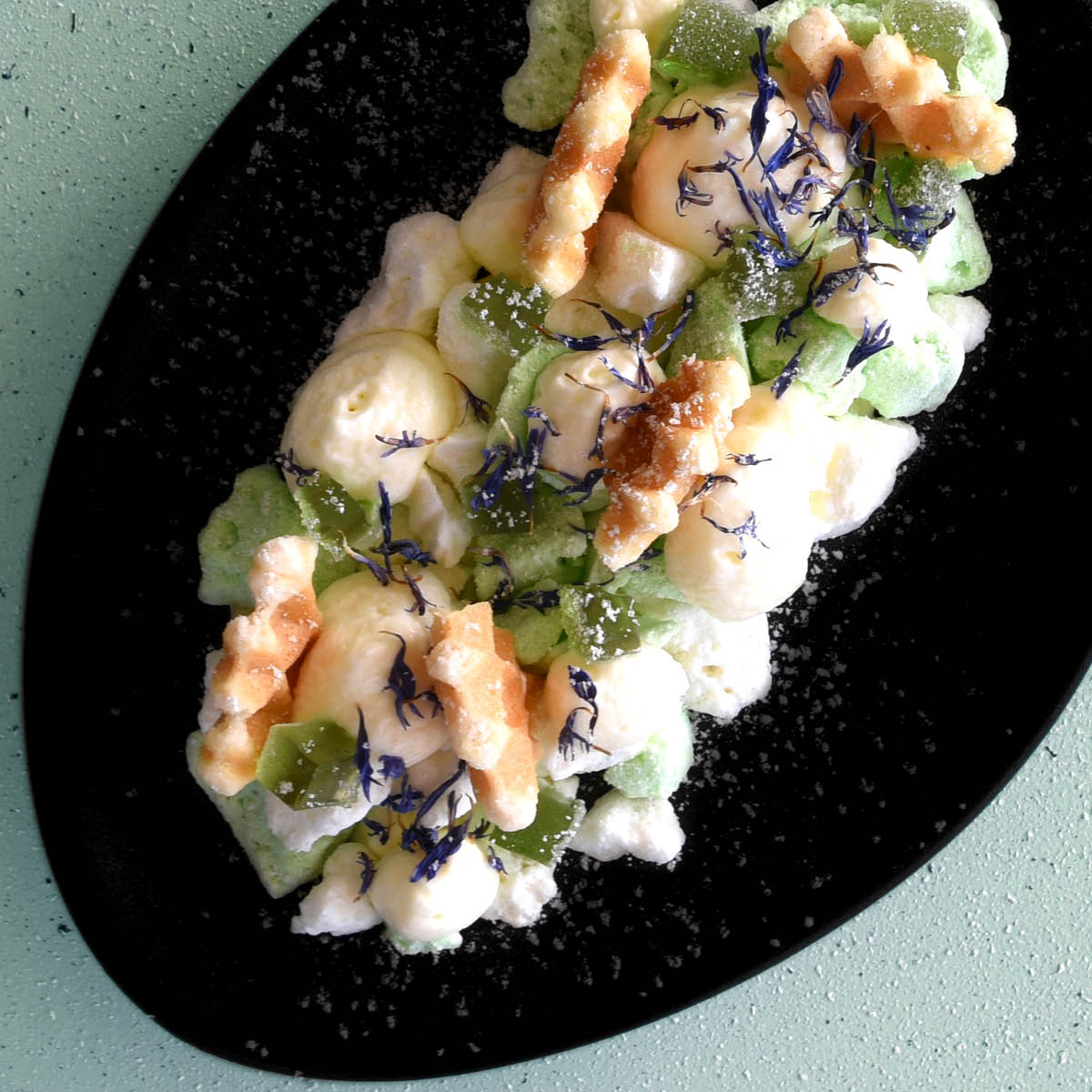 Black Triangular Plate 170x170mm