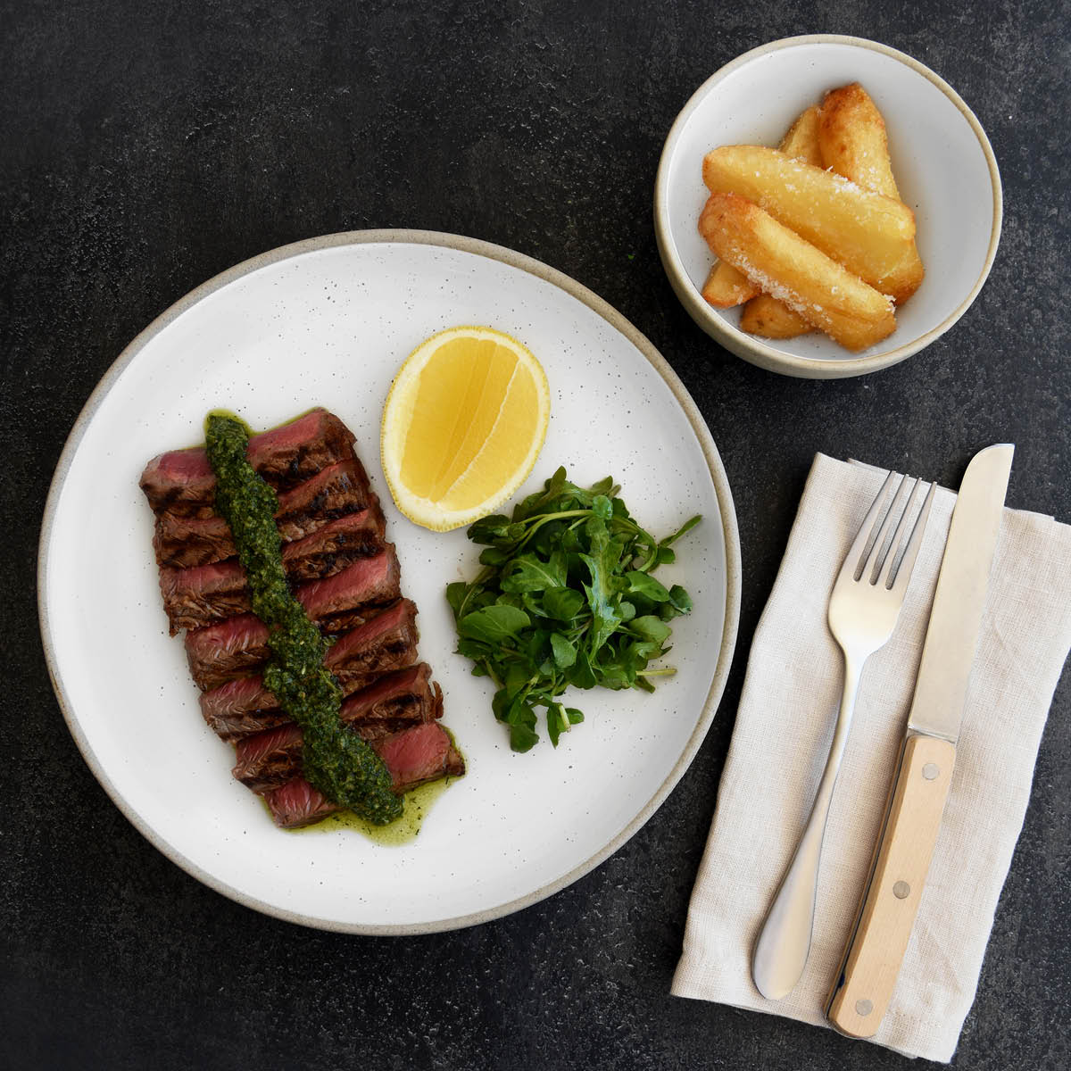 Soho White Pebble Round Deep Bowl 200x55mm / 1050ml