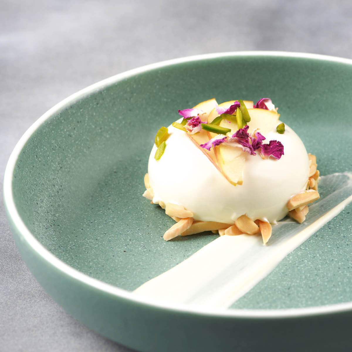 908110 Tablekraft Urban Green Coupe Plate 268mm Tomkin Australia Hospitality Supplies