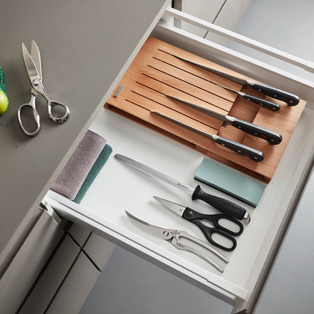 Classic Black Cooks Knife 230mm